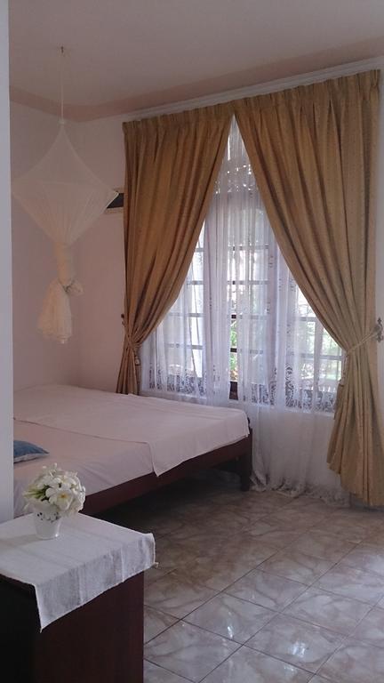 Welcome Family Guest House. Bentota Quarto foto